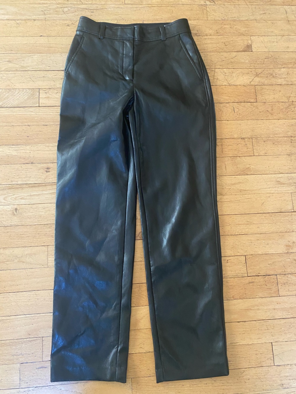 Babaton faux leather trousers. Black. Size 4